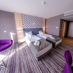阿斯通会议及spa酒店 酒店 Lubiń