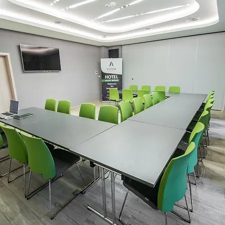 Astone Conference & 호텔 Lubiń
